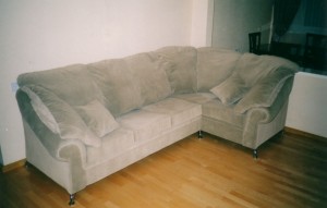 Перетяжка мягкой мебели